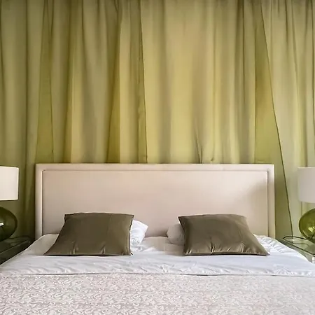 K6 In The Center アパート